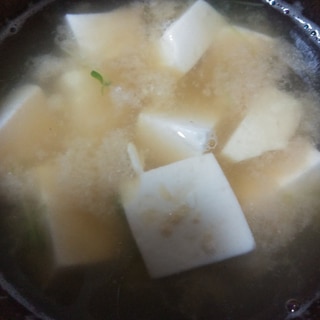 豆腐たっぷり味噌汁